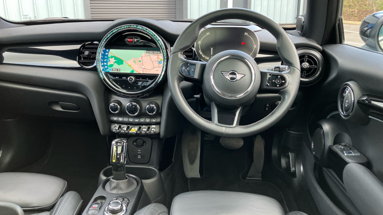 MINI Hatchback 135kW Cooper S Level 3 33kWh 3dr Auto Electric Hatchback